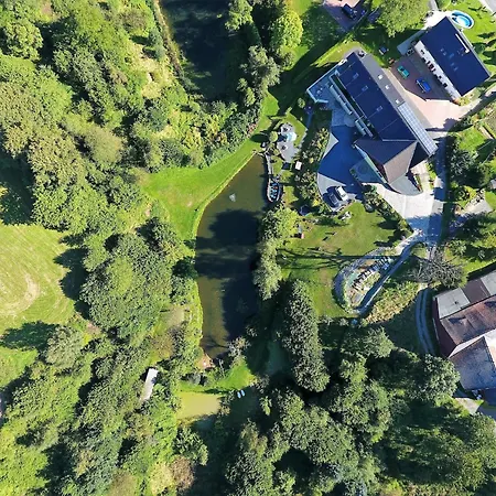 Apartment Roomy In Lichtenhain With Pond *
