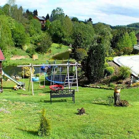Apartment Roomy In Lichtenhain With Pond *