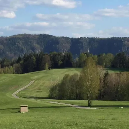 Roomy In With Pond شقة *