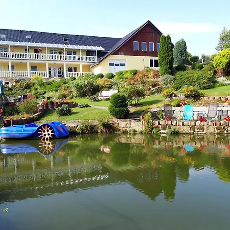 شقة Roomy In With Pond *