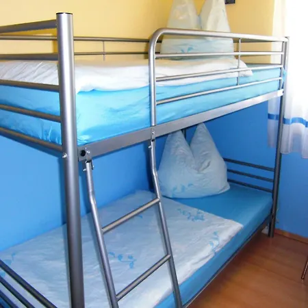 Roomy In With Pond Lichtenhain (Sebnitz)